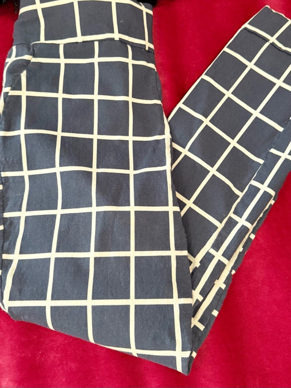 Navy & White Grid Print Capri Pants